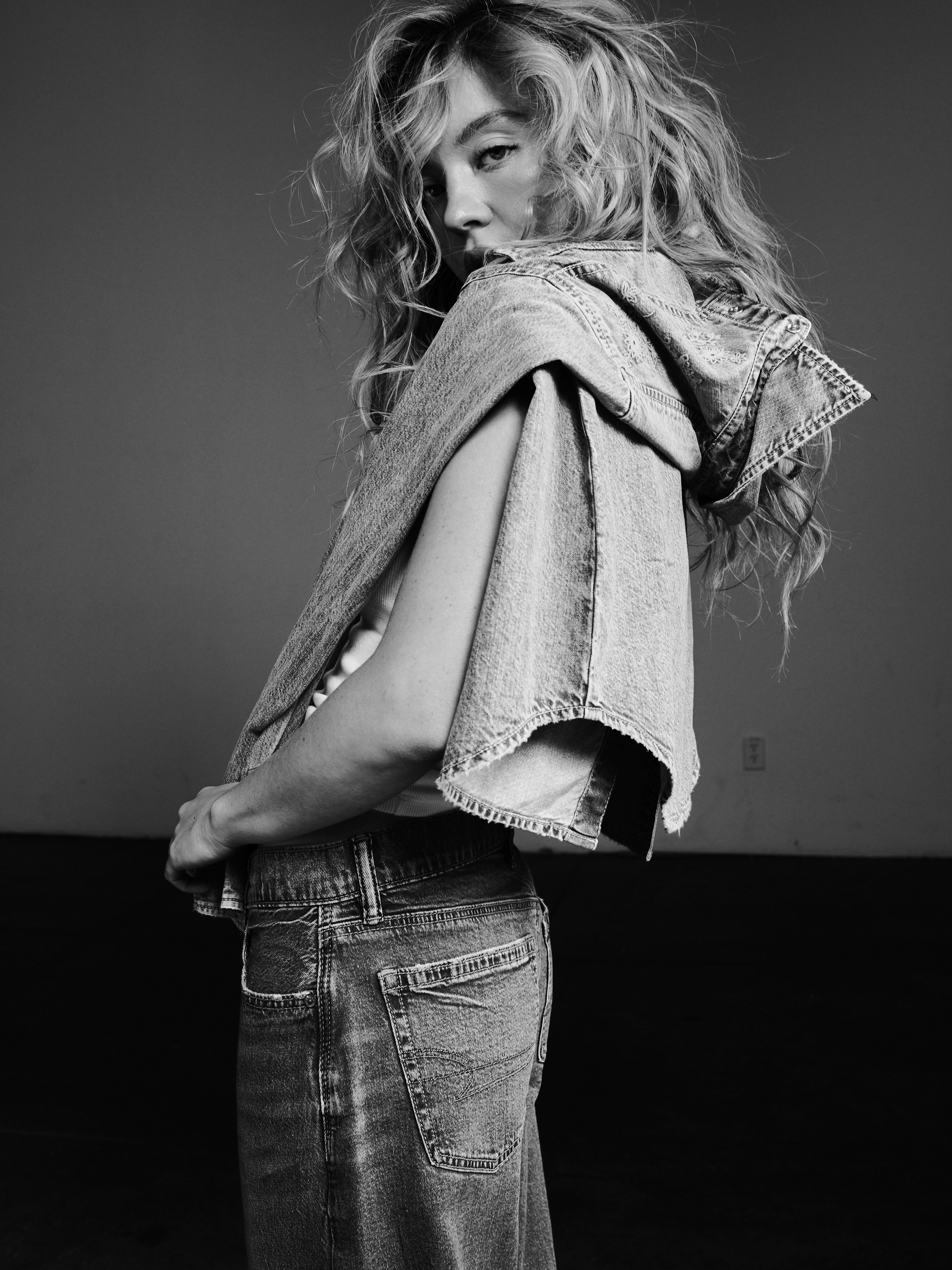 Look 04 — Ultra Wide Leg